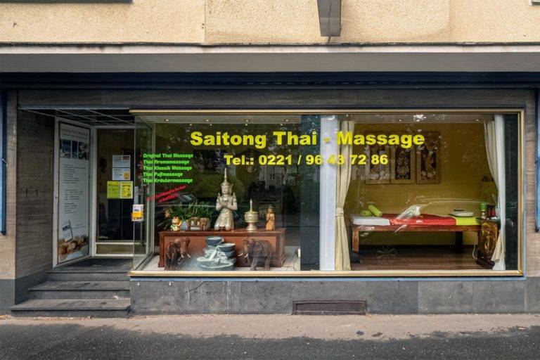 Entspannen bei unserer traditionellen ThaiMassage Saitong Köln
